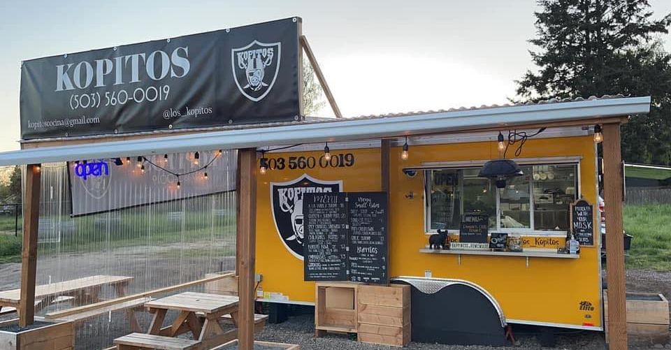 Kopitos yellow food truck